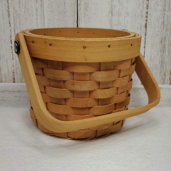 No Brand Other - Round Woven Basket with Handle